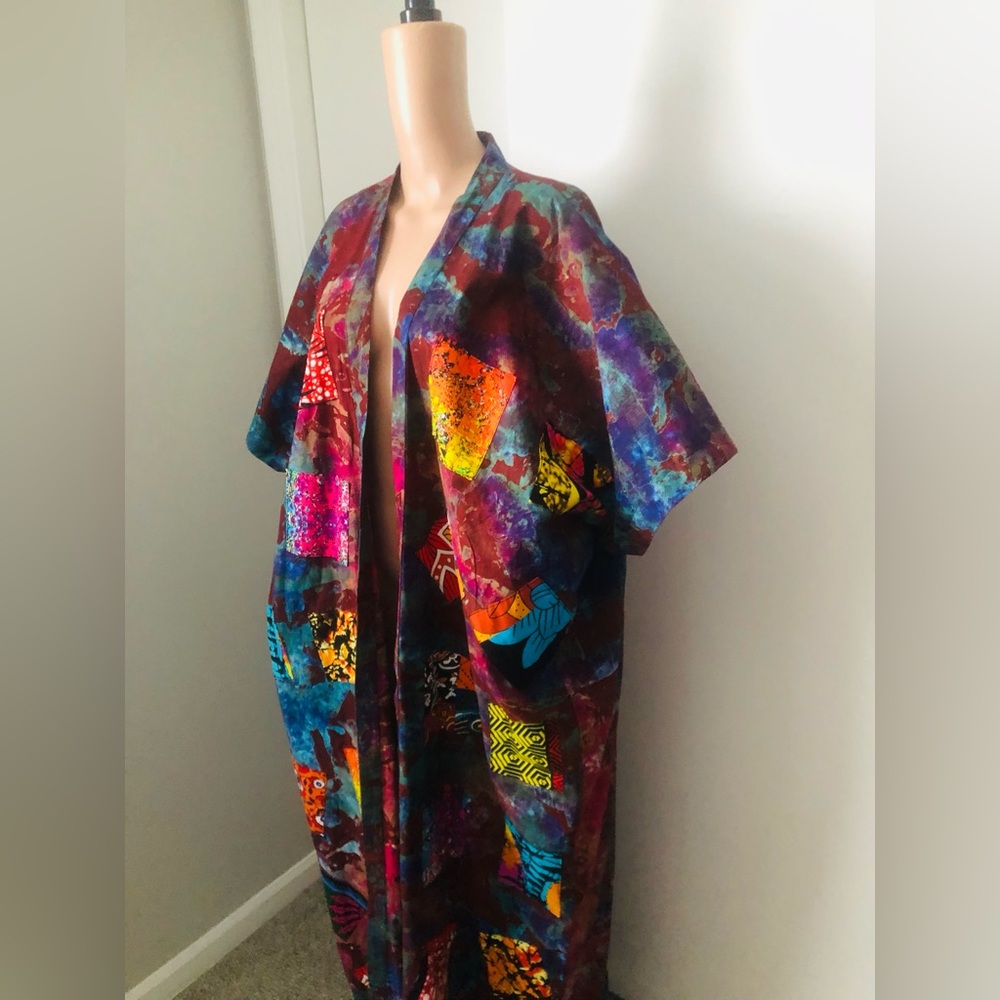 Vibrant Batik Front Patchwork Kimono - image 6